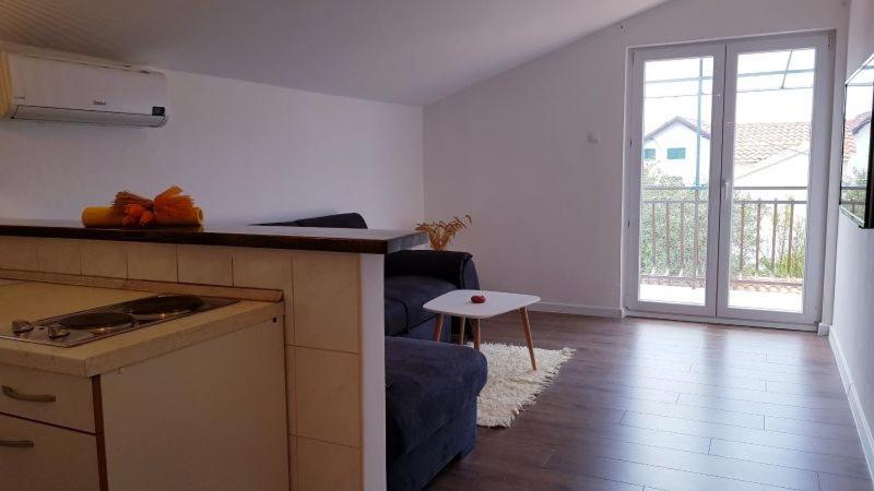 Apartment Mirjana Vodice Buitenkant foto